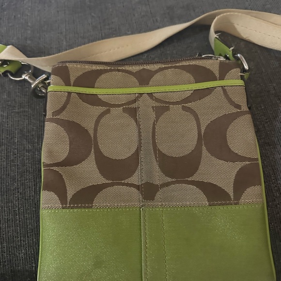 Green and Brown vintage coach Crossbody Bag - Picture 1 of 2